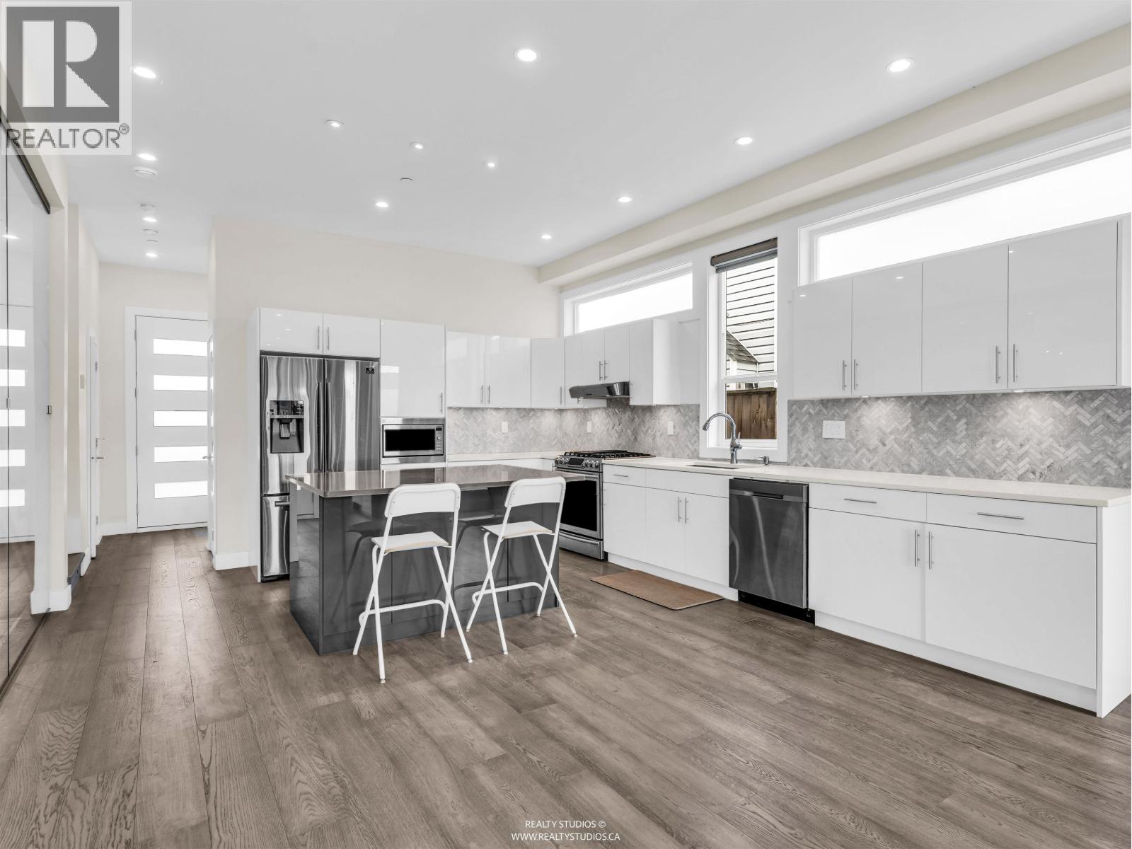 409 W Keith Road, North Vancouver, British Columbia  V7M 1M2 - Photo 5 - R3125774