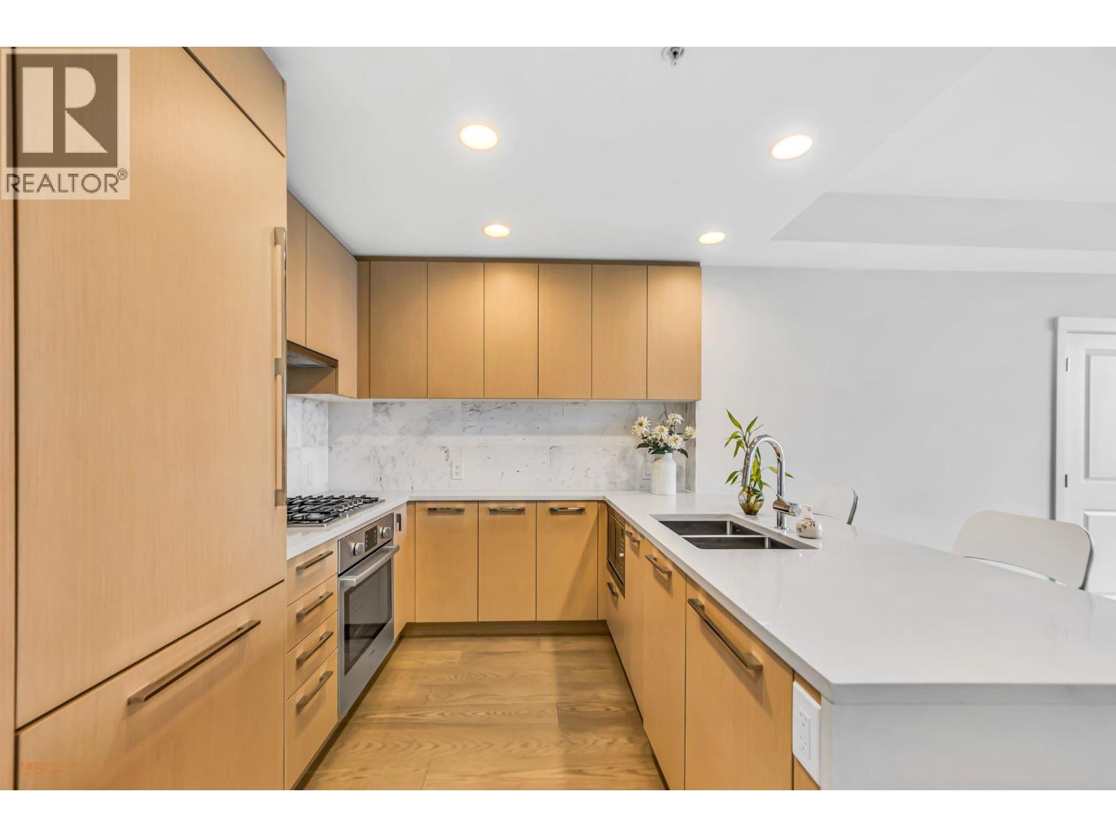 1203 3533 Ross Drive, Vancouver, British Columbia  V6S 0L3 - Photo 5 - R3125779