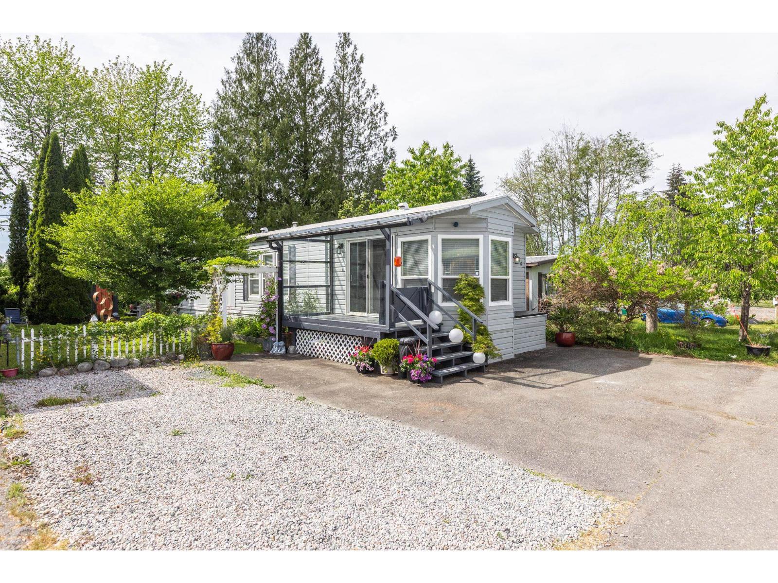 4 23387 70a Avenue, Langley, British Columbia  V2Y 2J2 - Photo 4 - R3124687