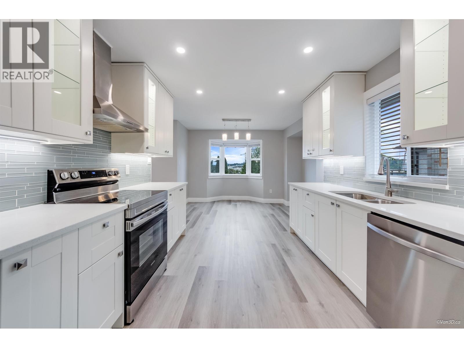 106 Warrick Street, Coquitlam, British Columbia  V3K 5L4 - Photo 5 - R3125784