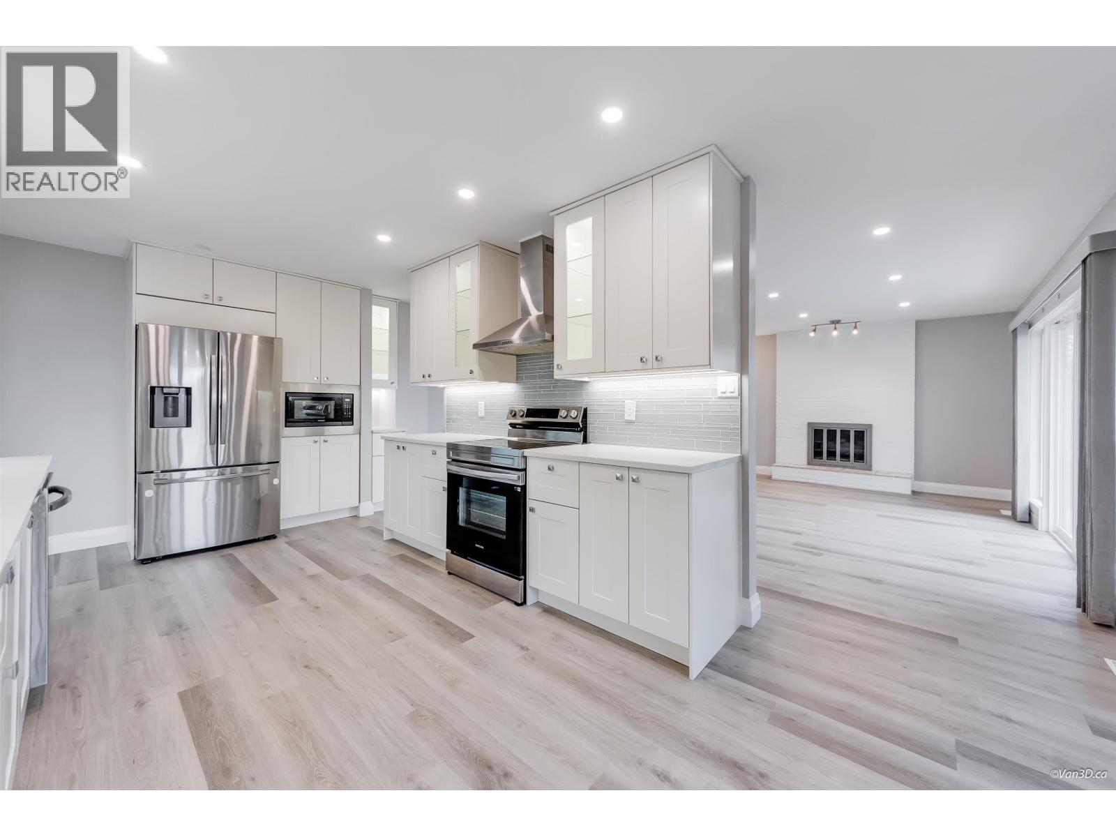 106 Warrick Street, Coquitlam, British Columbia  V3K 5L4 - Photo 6 - R3125784
