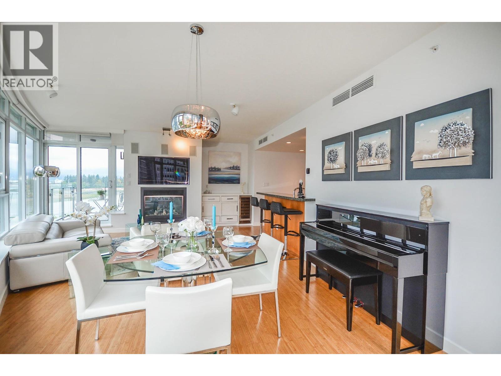 804 1233 W Cordova Street, Vancouver, British Columbia  V6C 3R1 - Photo 3 - R3125745