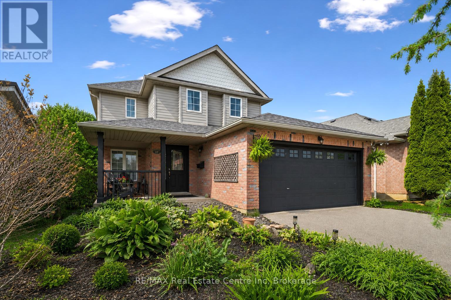 17 Gibbs Crescent, Guelph, Ontario N1G 5B6 - Photo 2 - X13151504
