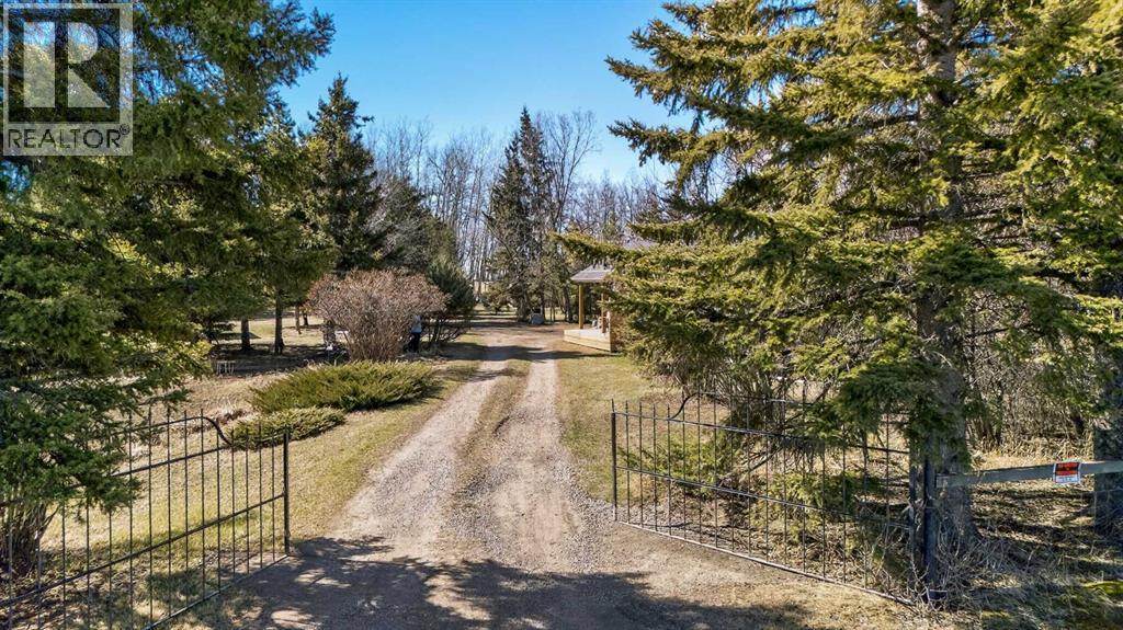 10, 4541 27 Highway, Rural Mountain View County, Alberta  T0M 0X0 - Photo 2 - A2311154