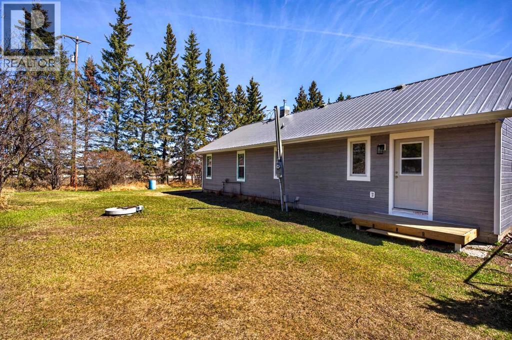 10, 4541 27 Highway, Rural Mountain View County, Alberta  T0M 0X0 - Photo 34 - A2311154