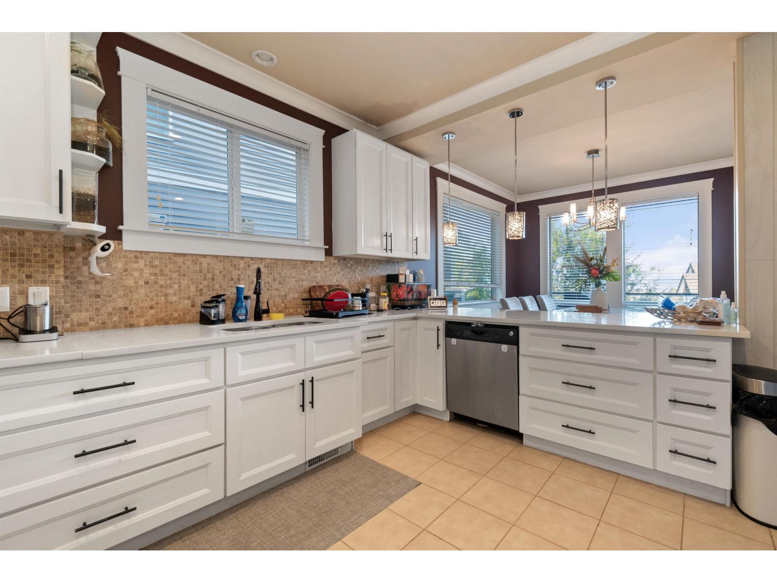 47202 Skyline Drive, Promontory, Chilliwack, British Columbia  V2R 0R4 - Photo 7 - R3097556