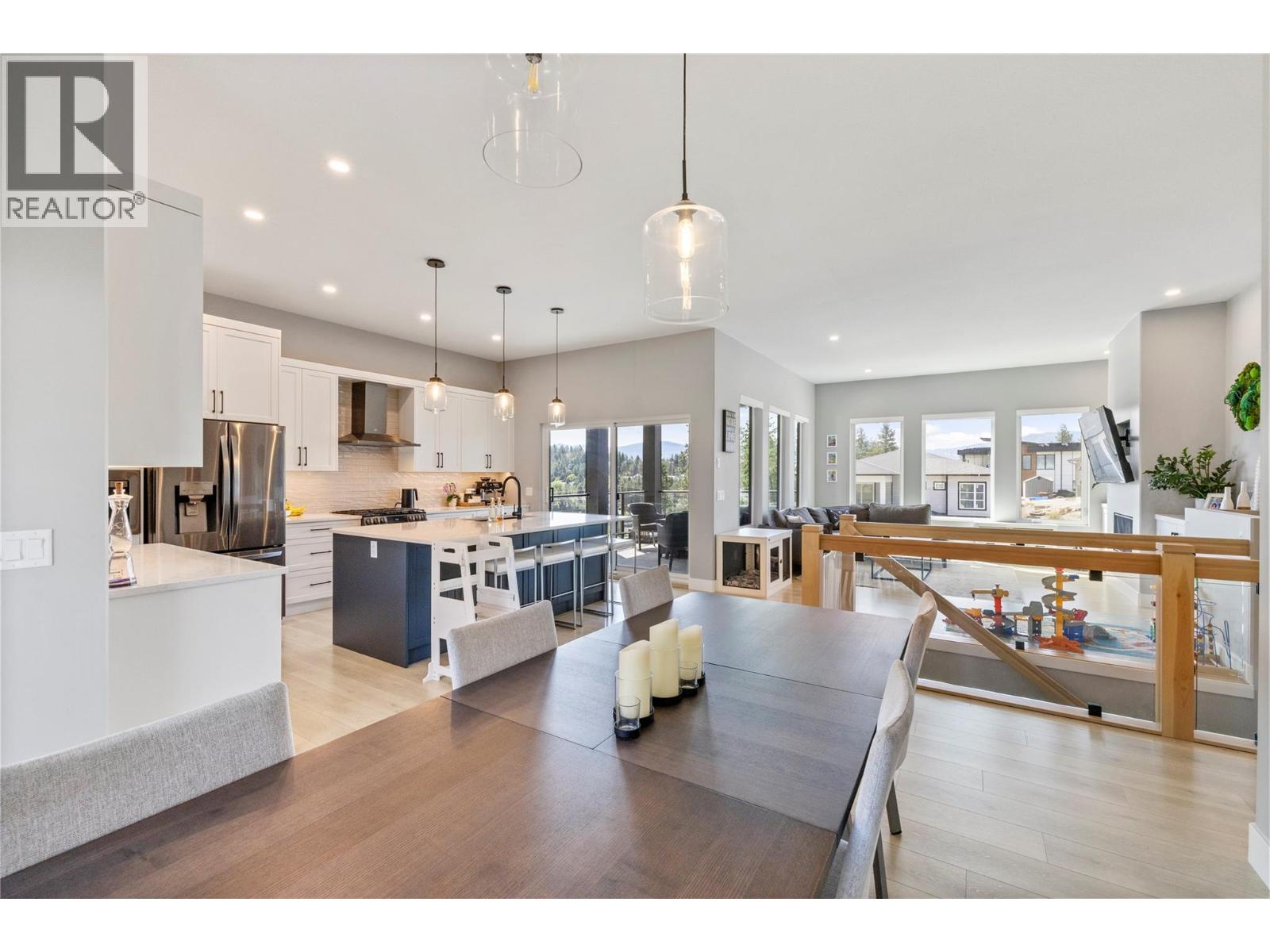 2846 Canyon Crest Drive, West Kelowna, British Columbia  V4T 0E3 - Photo 9 - 10353075