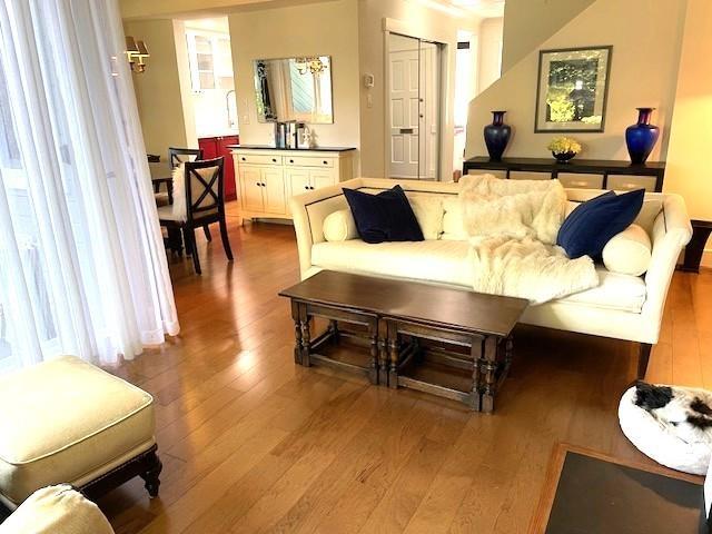 15863 Alder Place, Surrey, British Columbia  V4A 5J1 - Photo 5 - R3110112