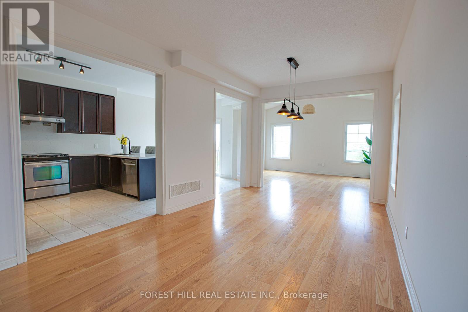 187 Armstrong Crescent, Bradford West Gwillimbury, Ontario  L3Z 0L3 - Photo 8 - N13143546