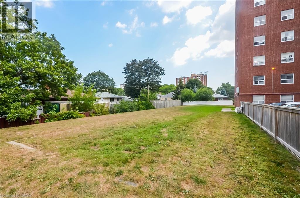 851 Queenston Road Unit# 208, Stoney Creek, Ontario  L8G 1B4 - Photo 8 - 40824399