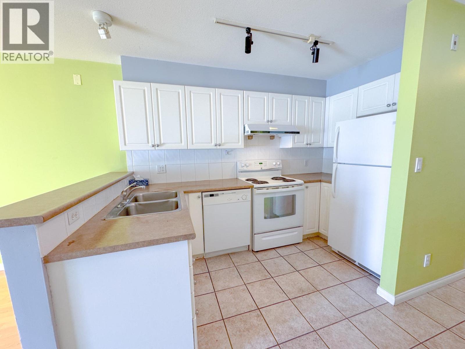 311 5555 Victoria Drive, Vancouver, British Columbia  V5P 4Y3 - Photo 5 - R3125423