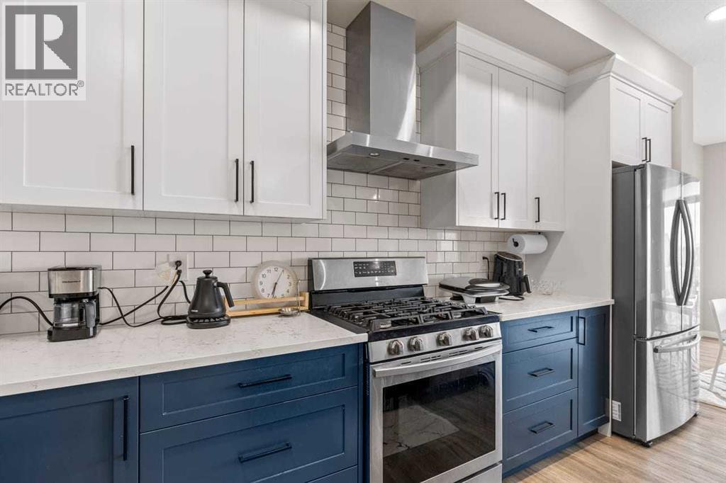 107 Lucas Terrace NW, Calgary, Alberta  T3P 1P9 - Photo 6 - A2309133
