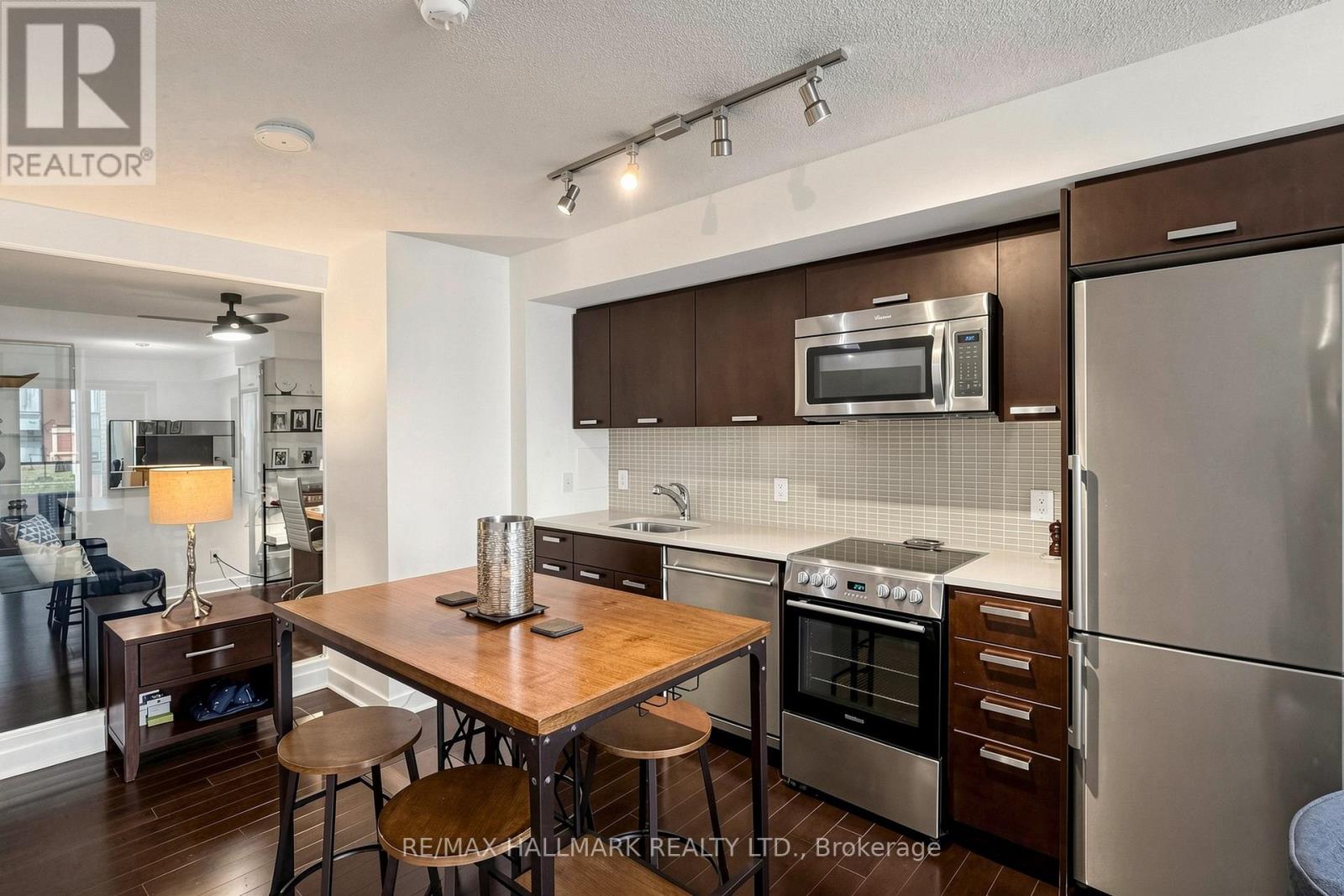 313 - 295 Adelaide Street W, Toronto, Ontario  M5V 0L4 - Photo 13 - C13151448