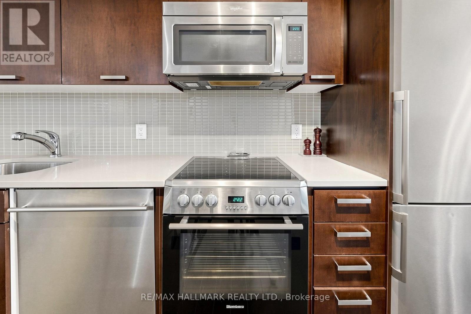 313 - 295 Adelaide Street W, Toronto, Ontario  M5V 0L4 - Photo 14 - C13151448