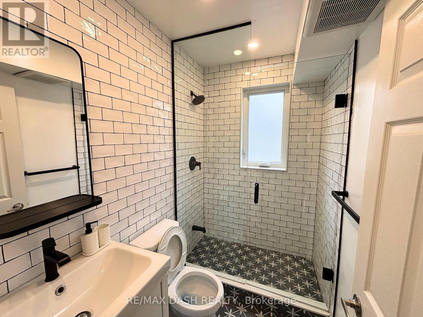3312 Bathurst Street, Toronto, Ontario  M6A 2B6 - Photo 15 - C13151508