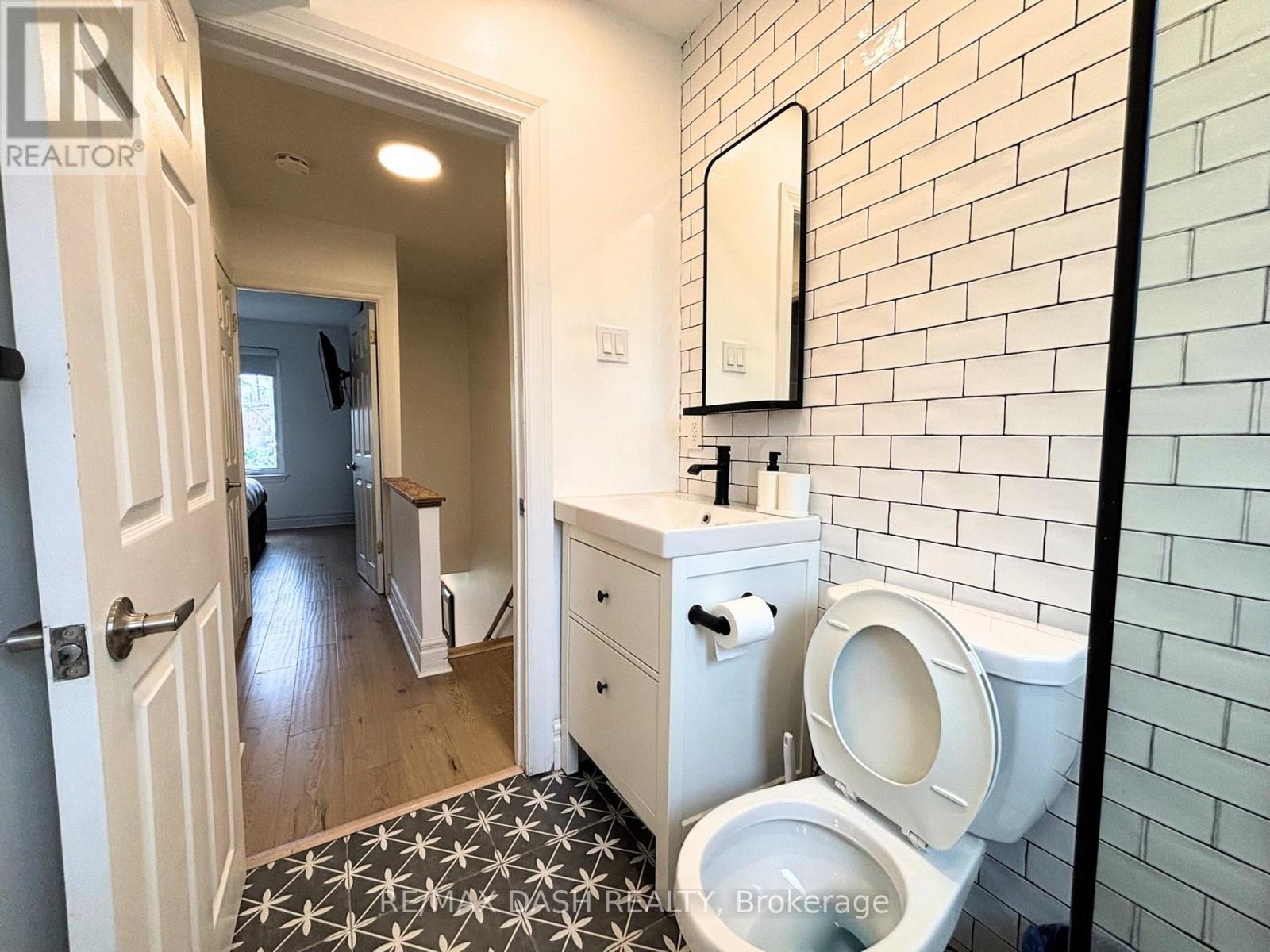 3312 Bathurst Street, Toronto, Ontario  M6A 2B6 - Photo 16 - C13151508