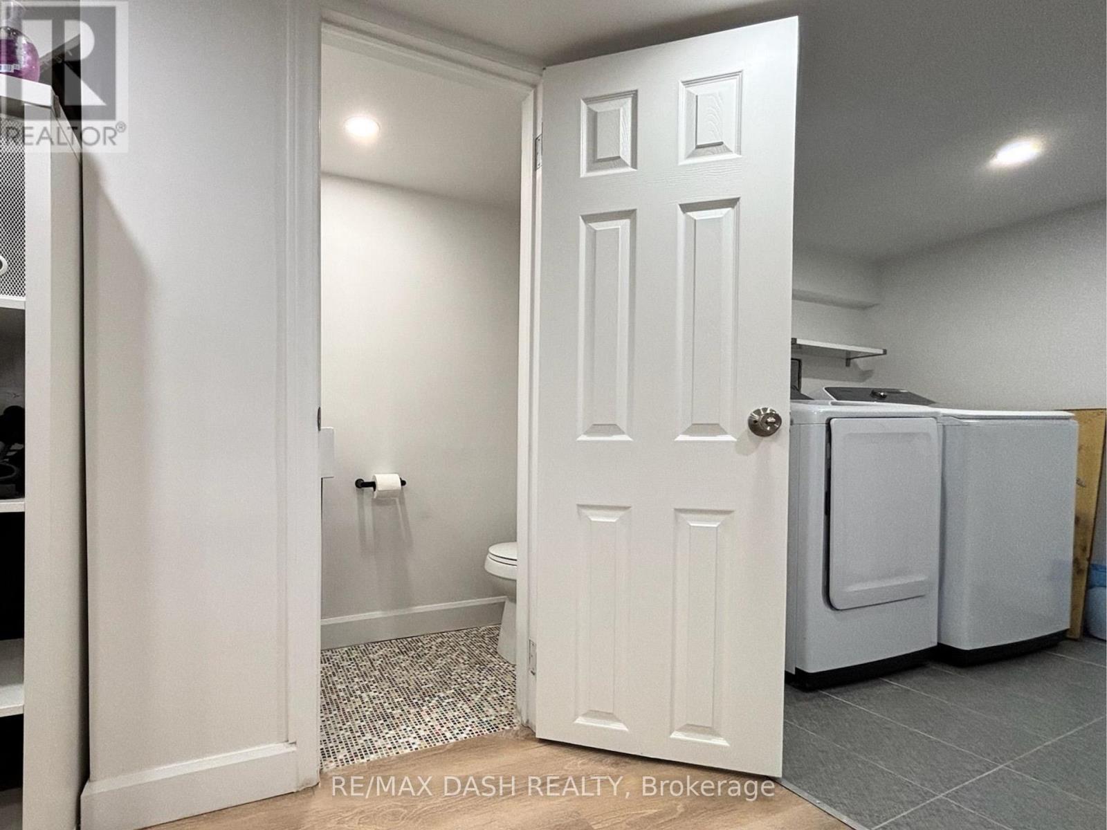 3312 Bathurst Street, Toronto, Ontario  M6A 2B6 - Photo 20 - C13151508