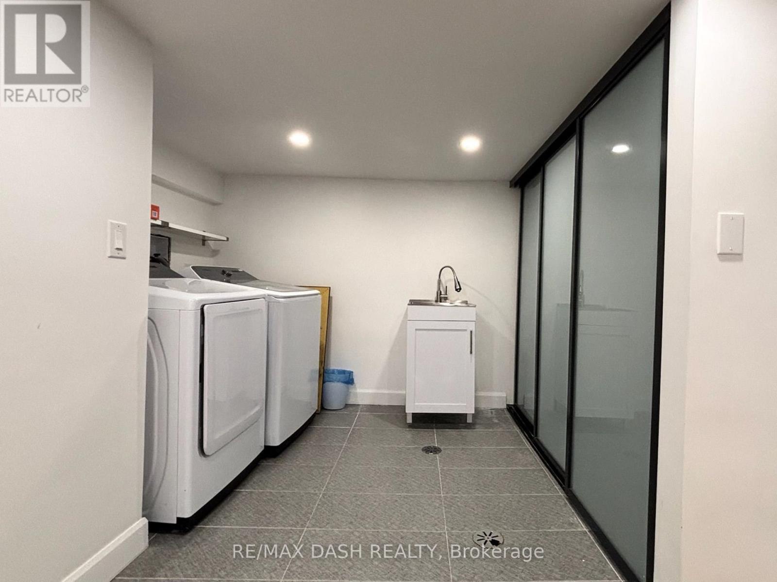 3312 Bathurst Street, Toronto, Ontario  M6A 2B6 - Photo 23 - C13151508