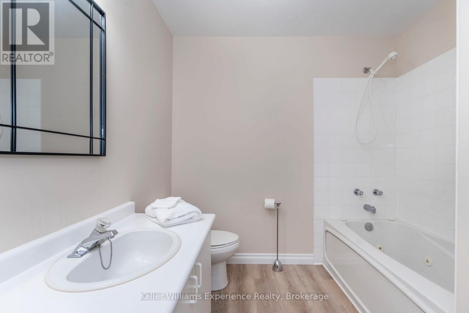 11 Copeland Street, Penetanguishene, Ontario  L9M 1K3 - Photo 18 - S12792672