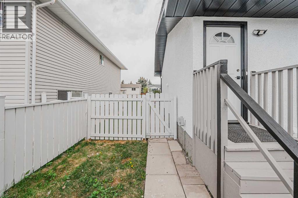 176 Huntchester Crescent NE, Calgary, Alberta  T2K 5E9 - Photo 45 - A2311767