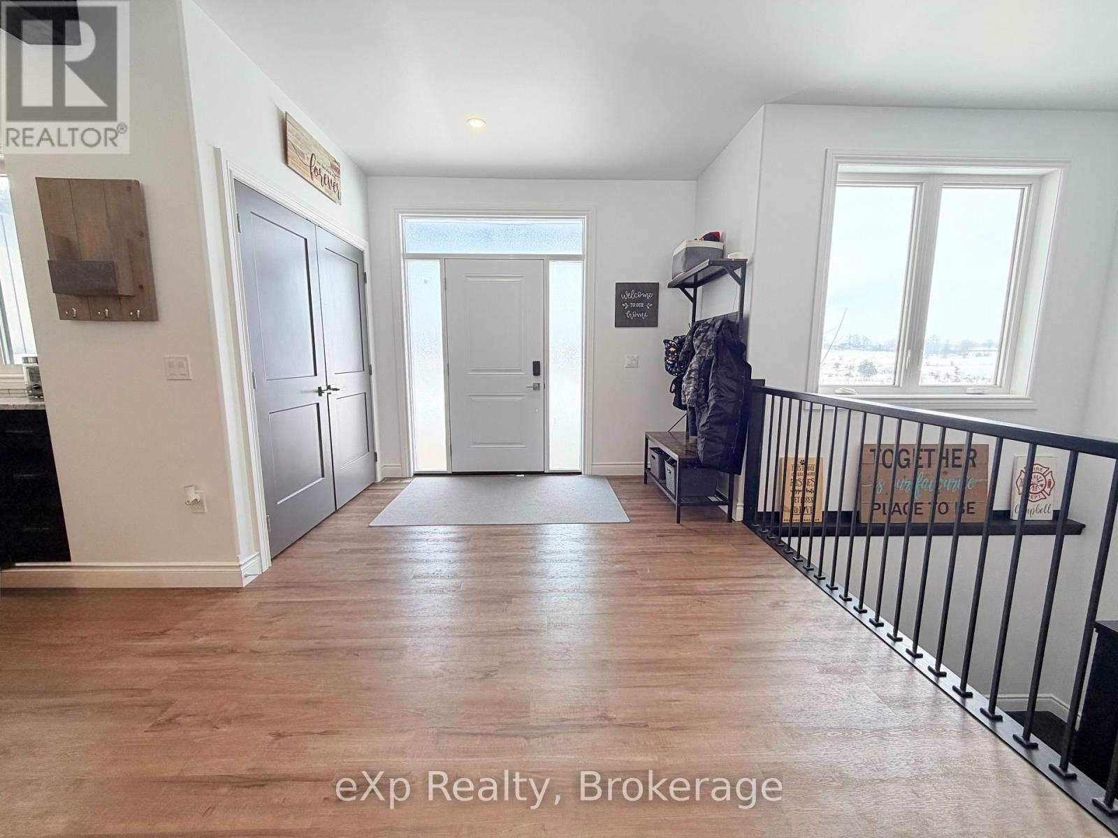 133 Helena Street, West Grey, Ontario N0B 1C0 - Photo 3 - X12803548