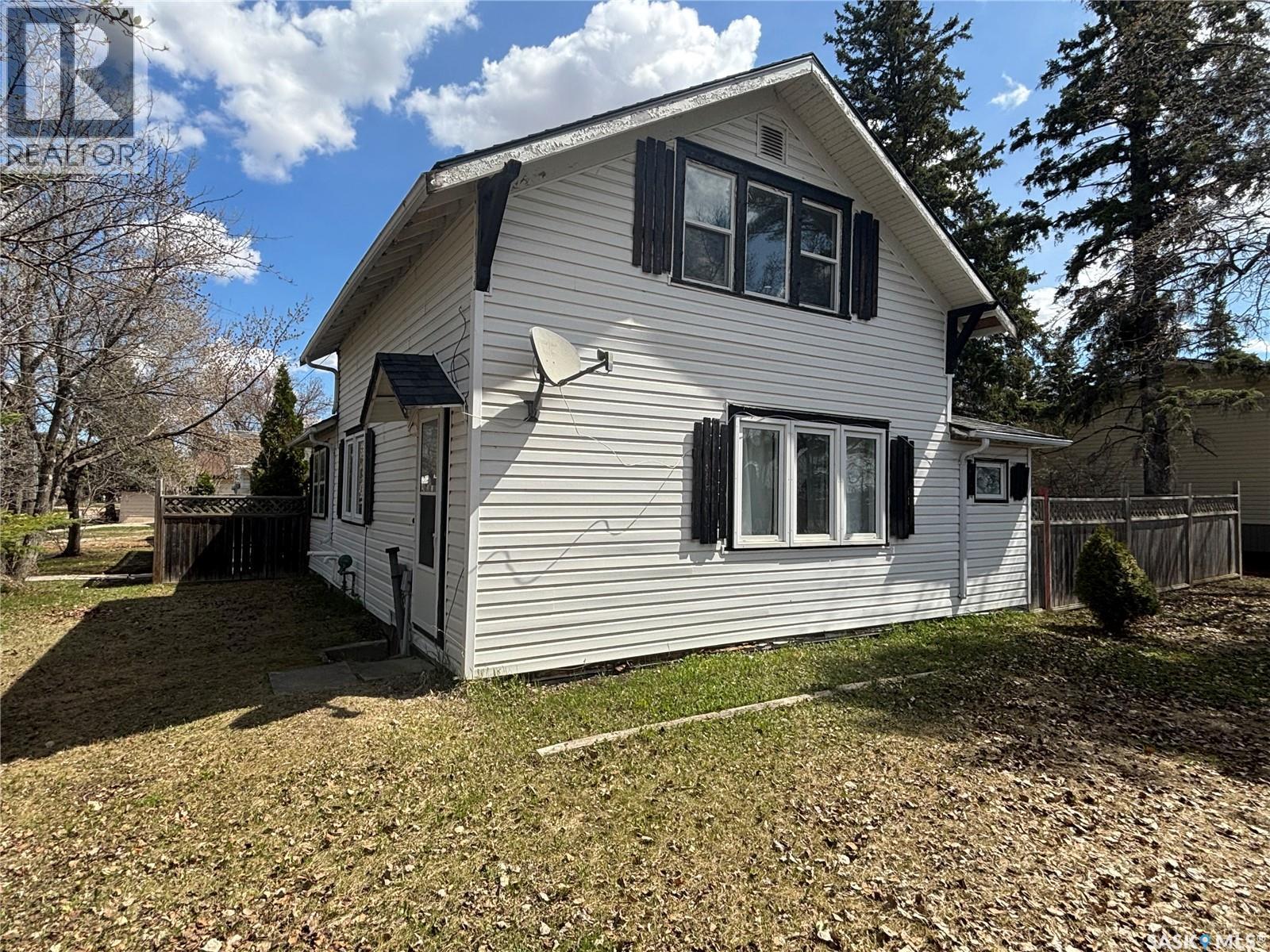 501 Railway AVENUE, Kinistino, Saskatchewan
