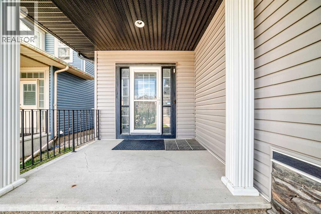 331 Royal Oak Heath NW, Calgary, Alberta  T3G 0B6 - Photo 4 - A2312087