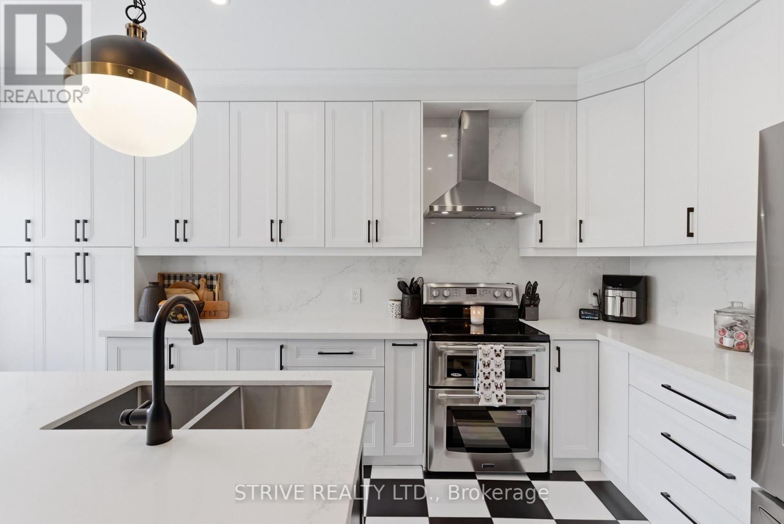 11 Granary Lane, Clarington, Ontario  L1E 2X9 - Photo 20 - E13149916