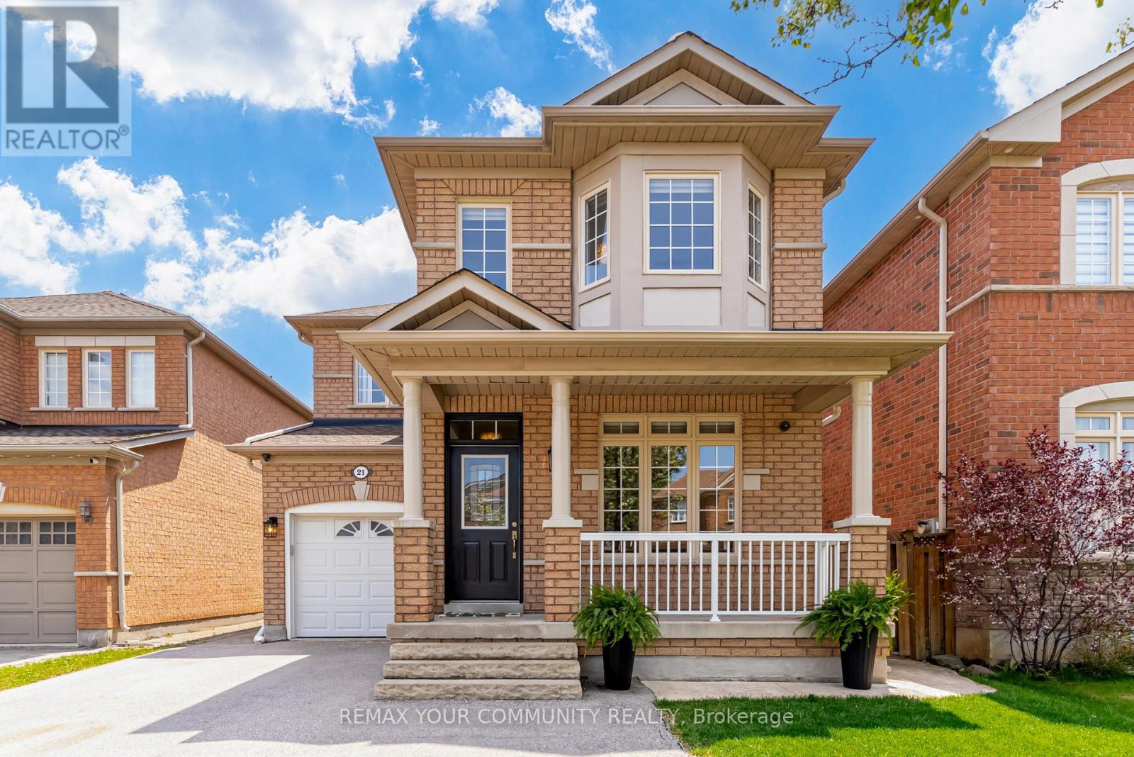 21 Amparo Drive, Vaughan, Ontario L4H 2L3 - Photo 1 - N13151478