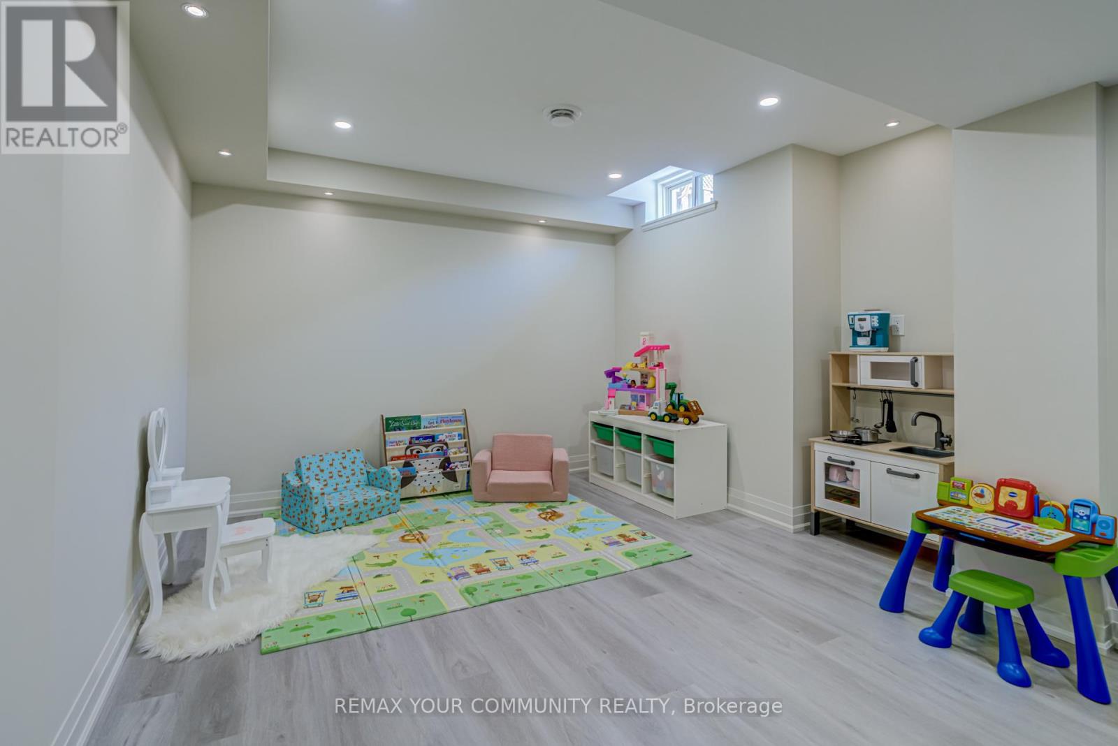 21 Amparo Drive, Vaughan, Ontario L4H 2L3 - Photo 26 - N13151478