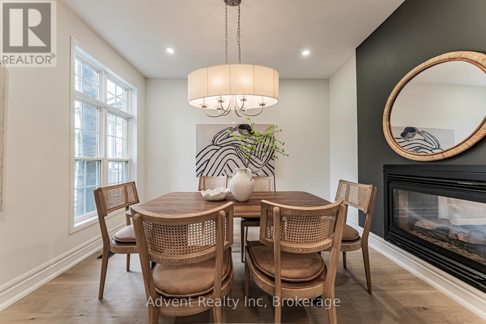 5 Angus Glen Boulevard, Markham (Angus Glen), Ontario  L6C 1Z1 - Photo 8 - N13151520