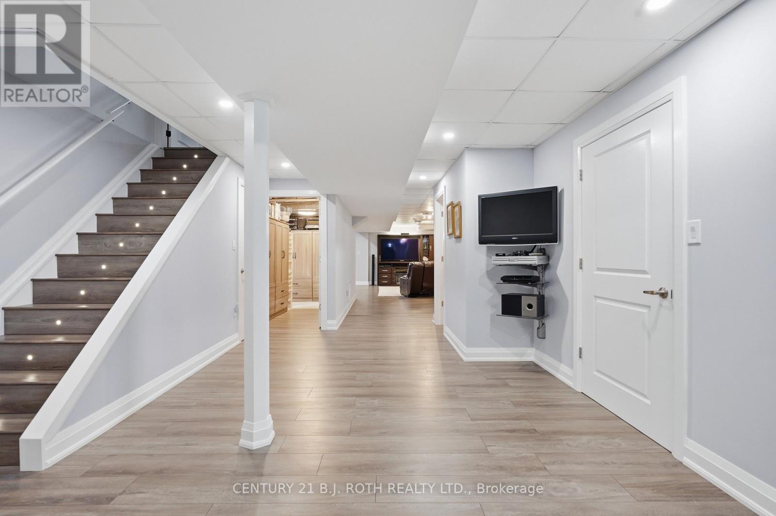 131 Trail Boulevard, Springwater, Ontario  L9X 0S7 - Photo 32 - S13151428