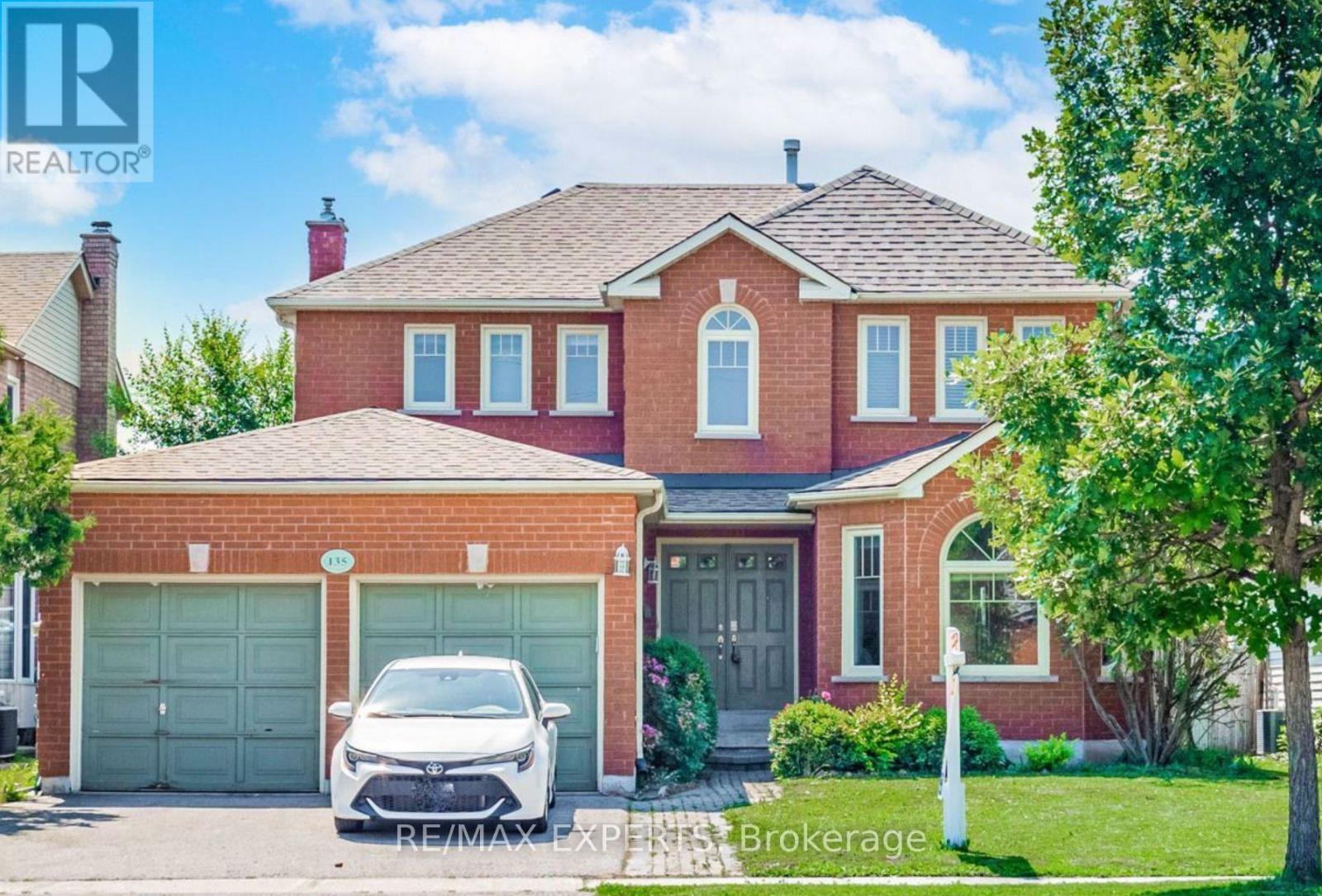 Upper - 135 Livingstone Street W, Barrie (Sunnidale), Ontario L4N 7J4 - Photo 1 - S13151456