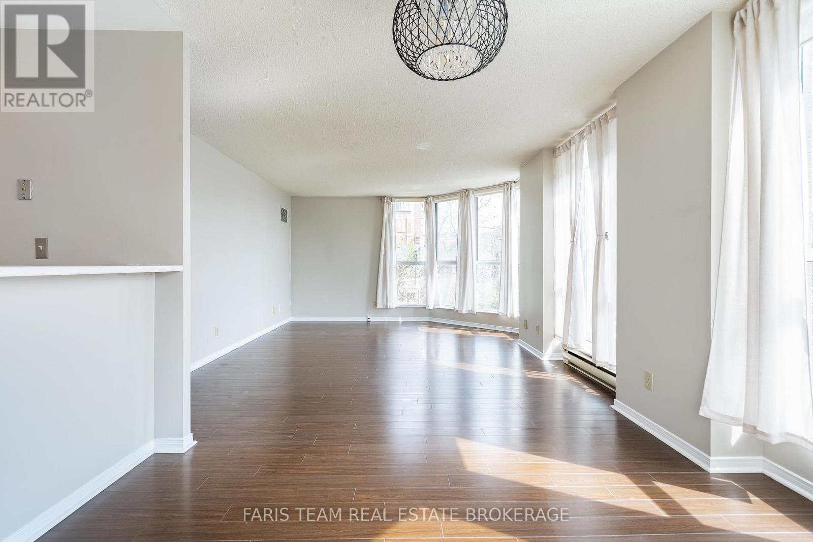 511 - 150 Dunlop Street E, Barrie, Ontario  L4M 6H1 - Photo 12 - S13151466