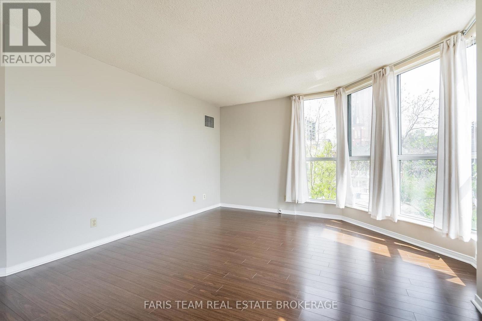 511 - 150 Dunlop Street E, Barrie, Ontario  L4M 6H1 - Photo 14 - S13151466