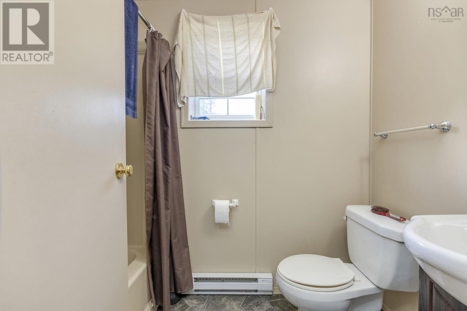 94 Commission Street, Sandy Point, Nova Scotia  B0T 1W0 - Photo 8 - 202526740