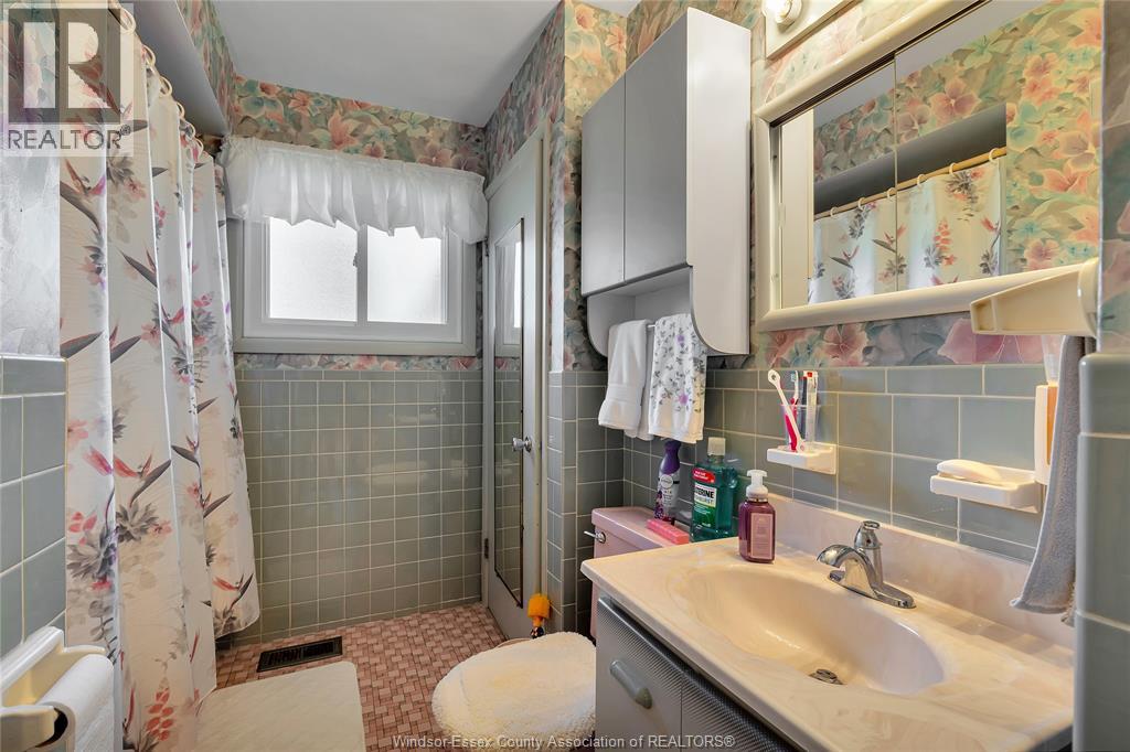 1640 St. Gabriel, Windsor, Ontario  N9E 1P1 - Photo 15 - 26004838