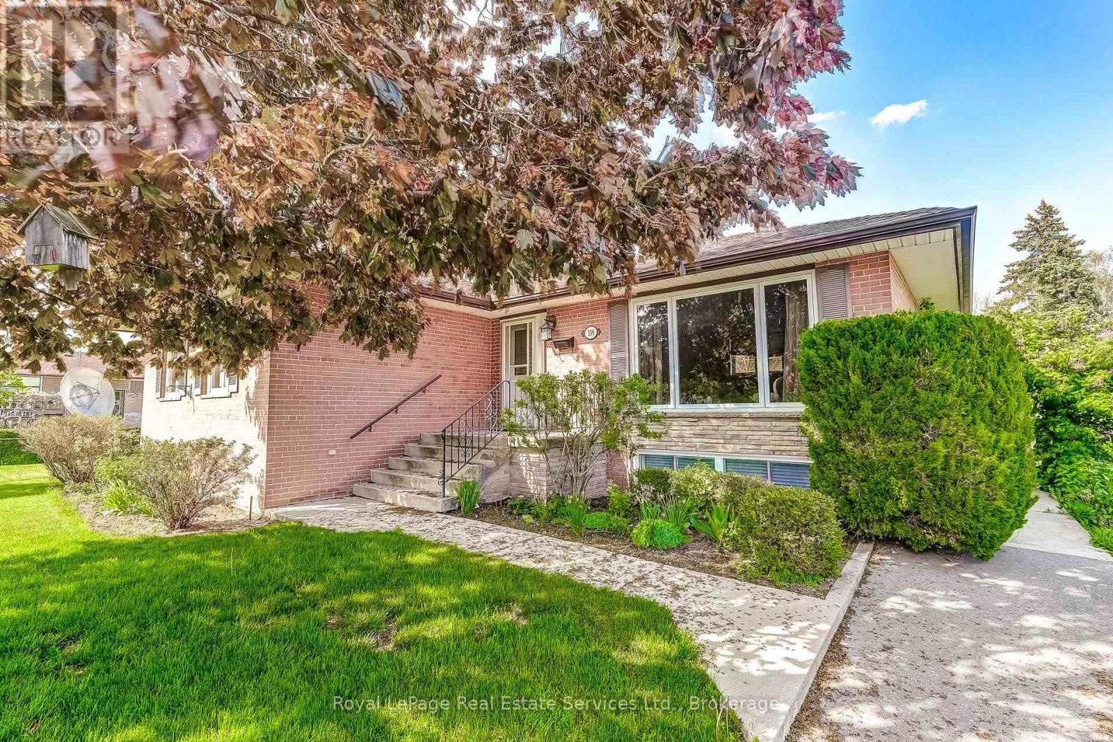 339 Weighton Drive, Oakville, Ontario  L6R 2R5 - Photo 2 - W12955414