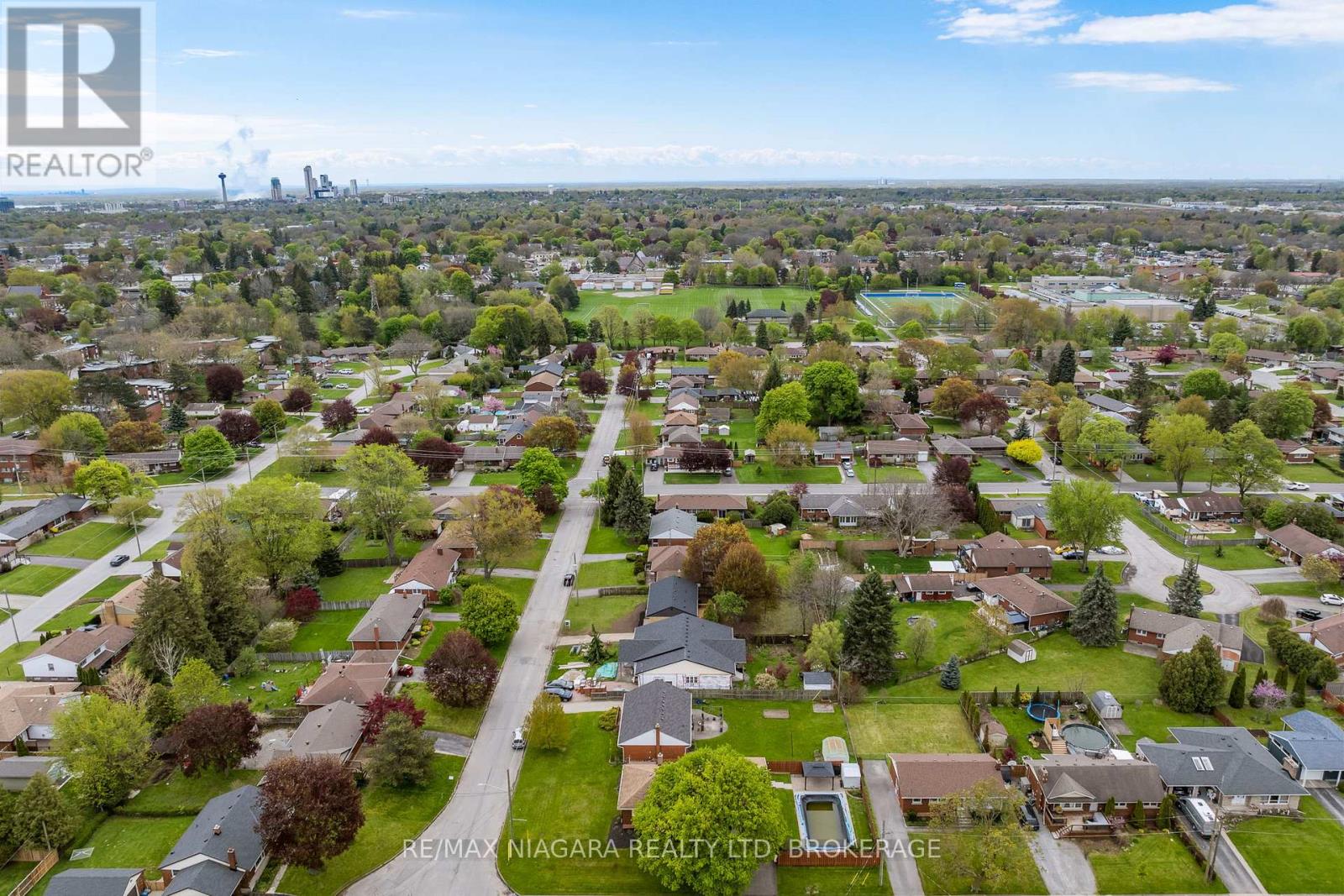 3555 Gainsborough Avenue, Niagara Falls, Ontario  L2J 2T9 - Photo 39 - X13116508