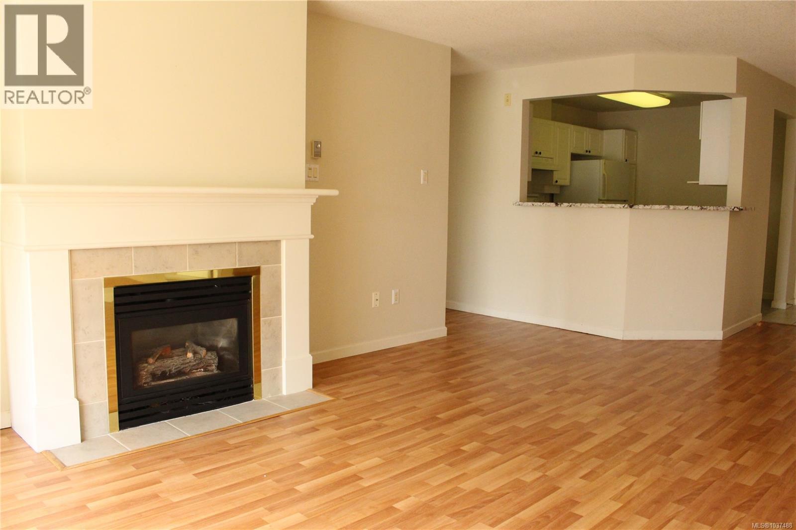 201 5620 Edgewater Lane, Nanaimo, British Columbia  V9T 6K1 - Photo 6 - 1037488