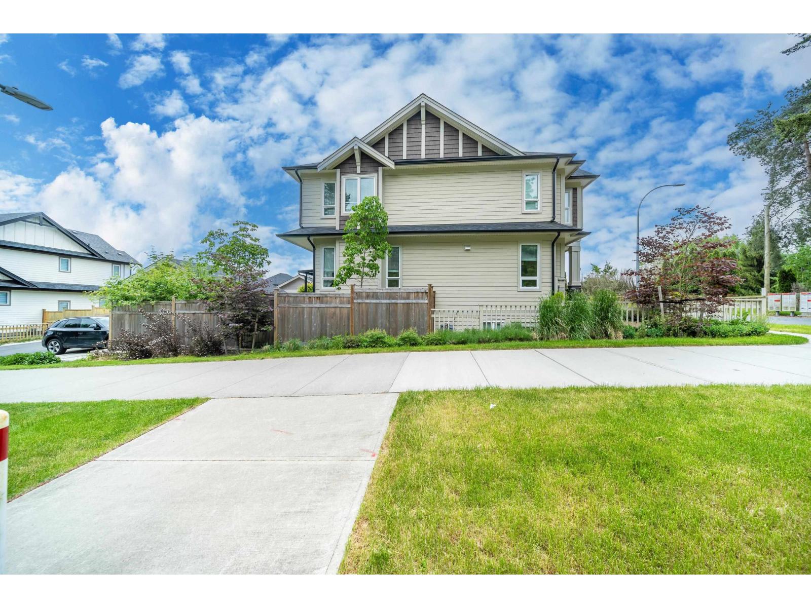20411 76 Avenue, Langley, British Columbia V2Y 3T1 - Photo 4 - R3125462