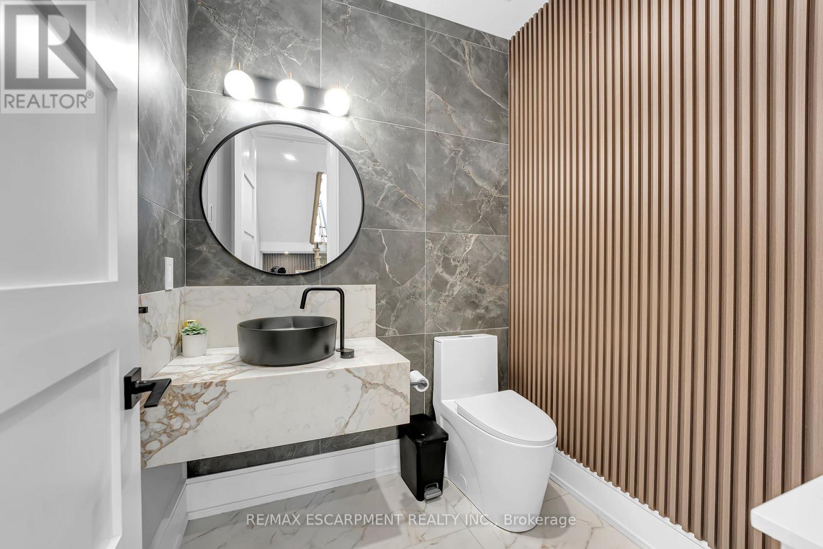 221 Morden Road, Oakville, Ontario  L6K 2S2 - Photo 12 - W13151418