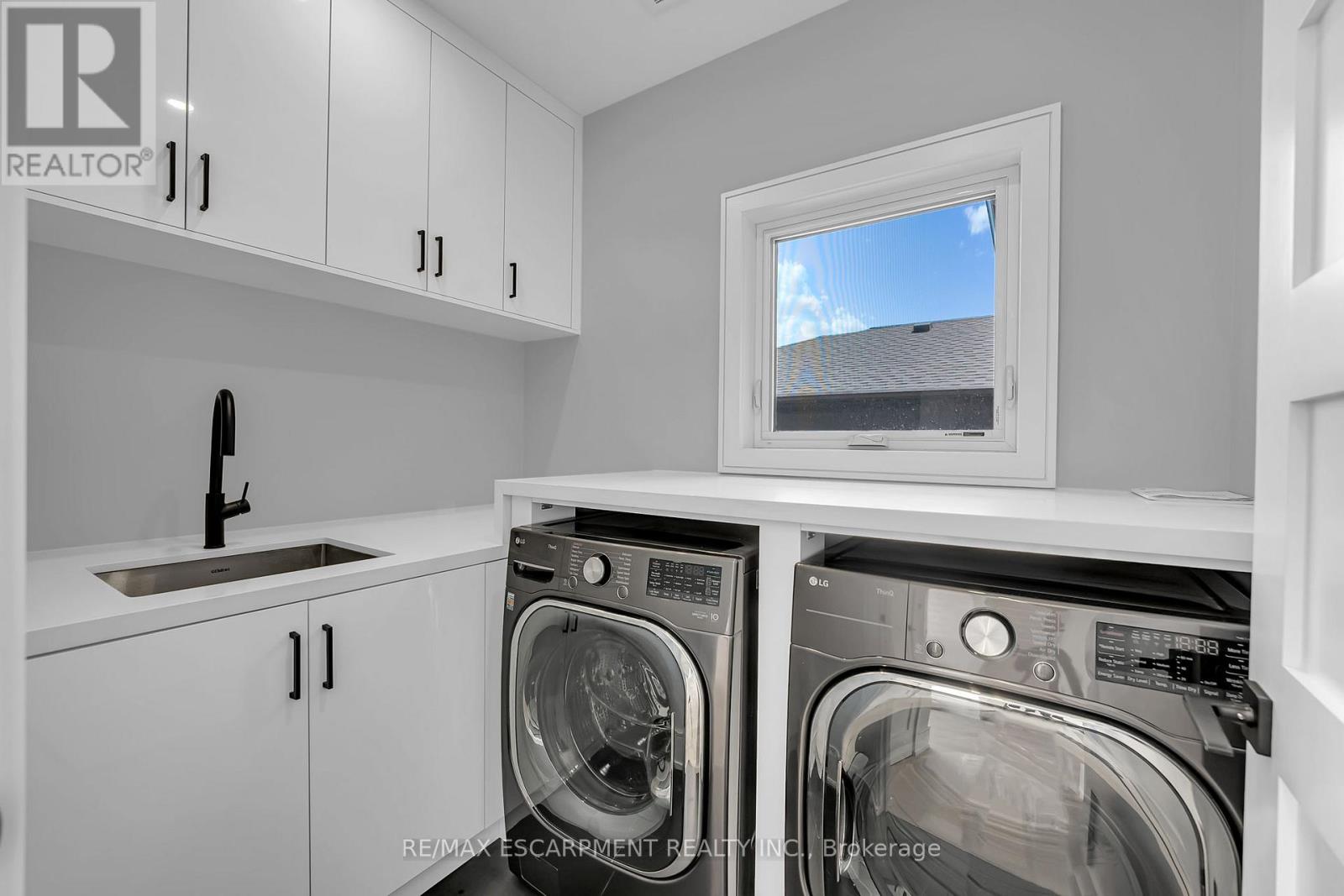221 Morden Road, Oakville, Ontario  L6K 2S2 - Photo 38 - W13151418