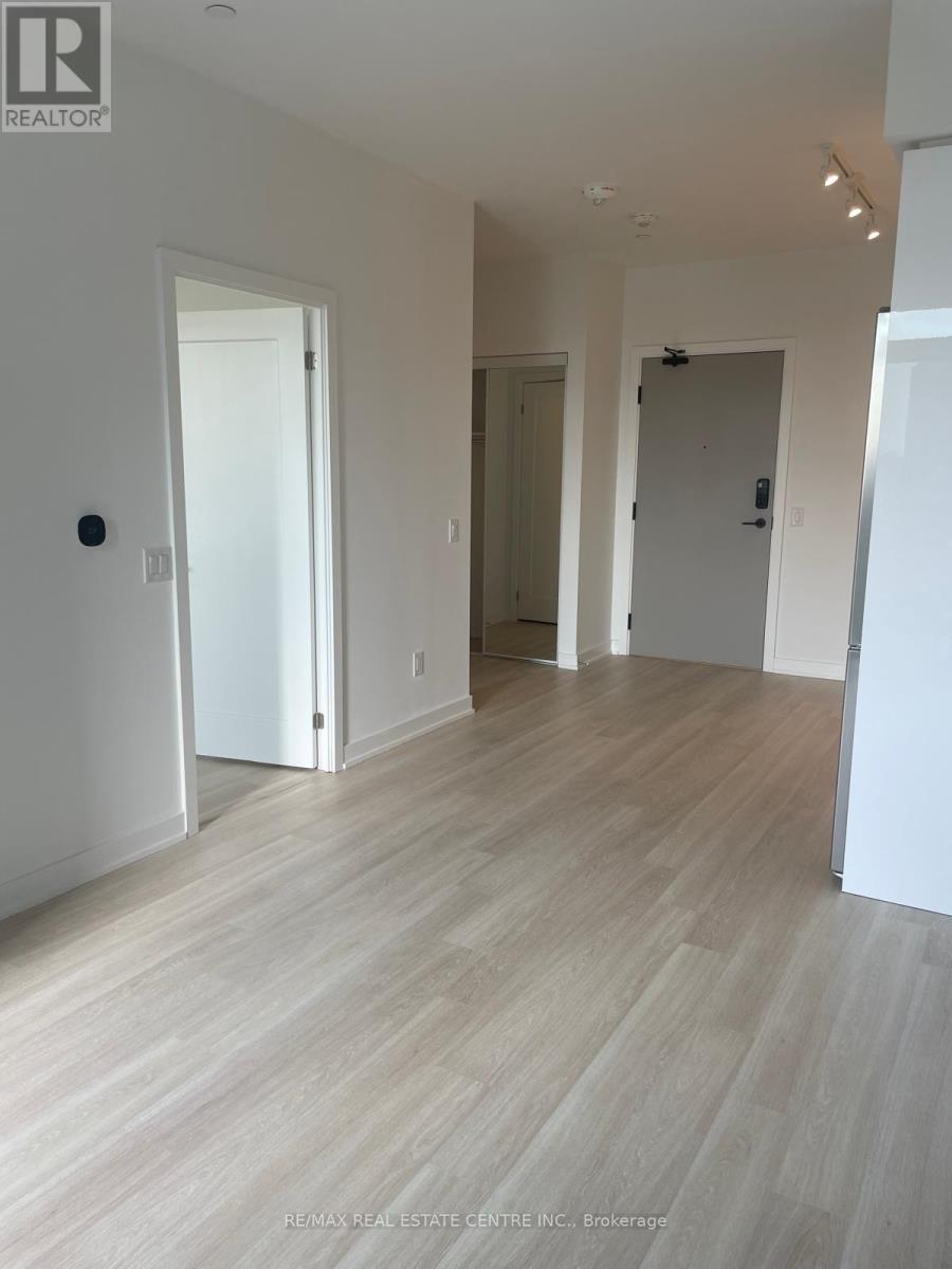 Unknown Address, ,     - Photo 3 - W13151454