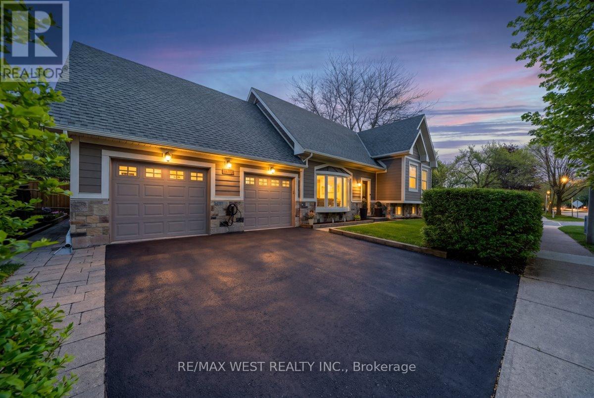 2456 Bridge Road, Oakville, Ontario  L6L 2H1 - Photo 1 - W13151524
