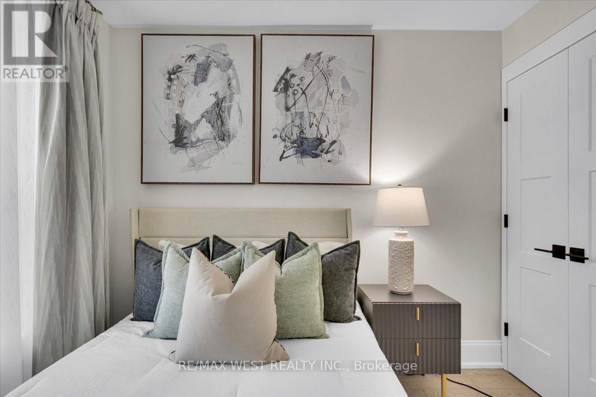 2456 Bridge Road, Oakville, Ontario  L6L 2H1 - Photo 20 - W13151524