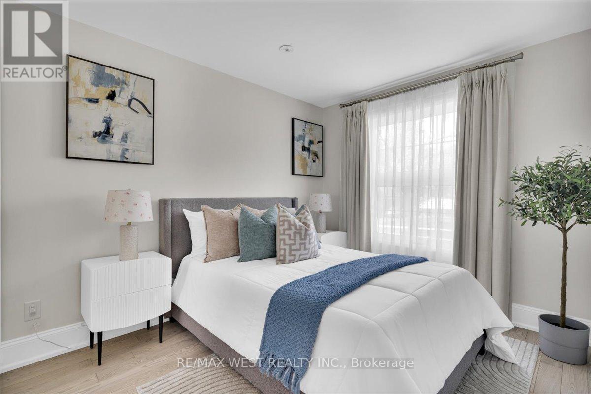 2456 Bridge Road, Oakville, Ontario  L6L 2H1 - Photo 21 - W13151524