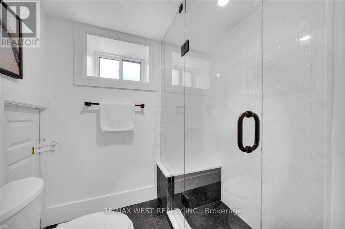 2456 Bridge Road, Oakville, Ontario  L6L 2H1 - Photo 32 - W13151524