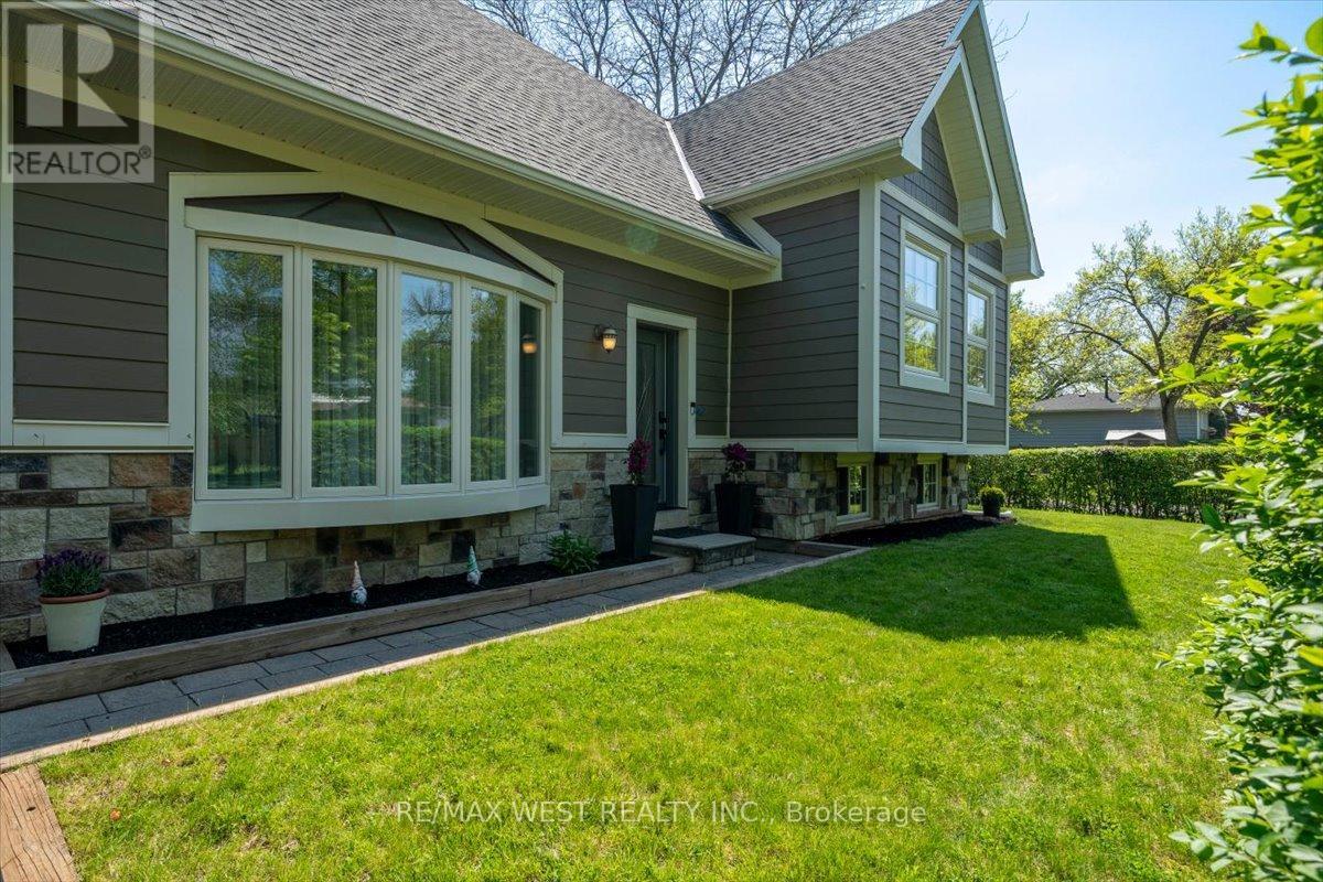 2456 Bridge Road, Oakville, Ontario  L6L 2H1 - Photo 40 - W13151524