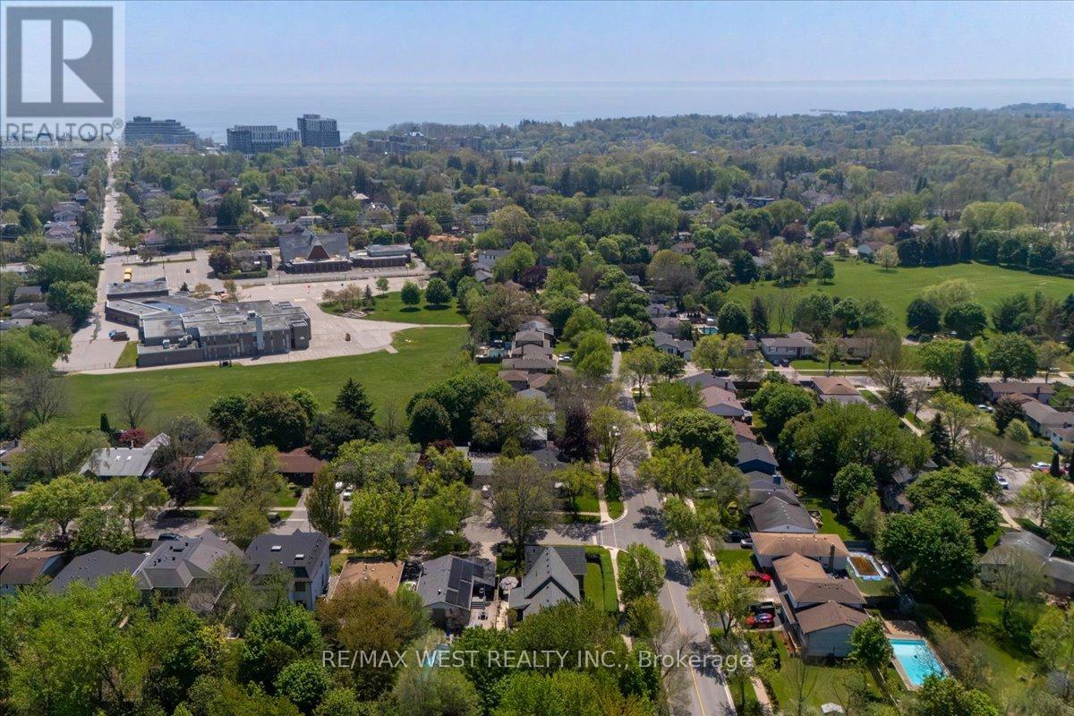 2456 Bridge Road, Oakville, Ontario  L6L 2H1 - Photo 46 - W13151524